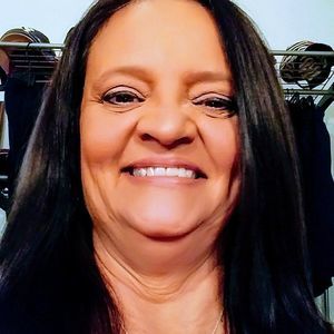 Meet your Posher, Brenda